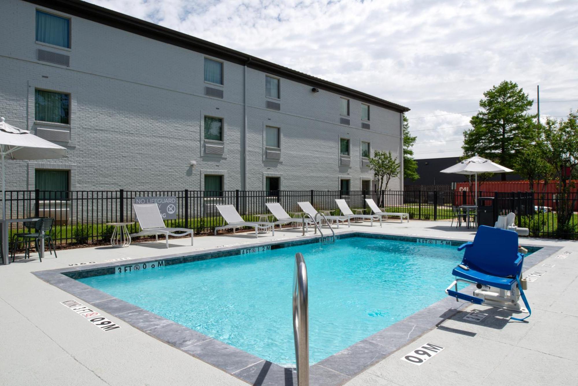 Spark By Hilton Dallas Market Center Exterior foto